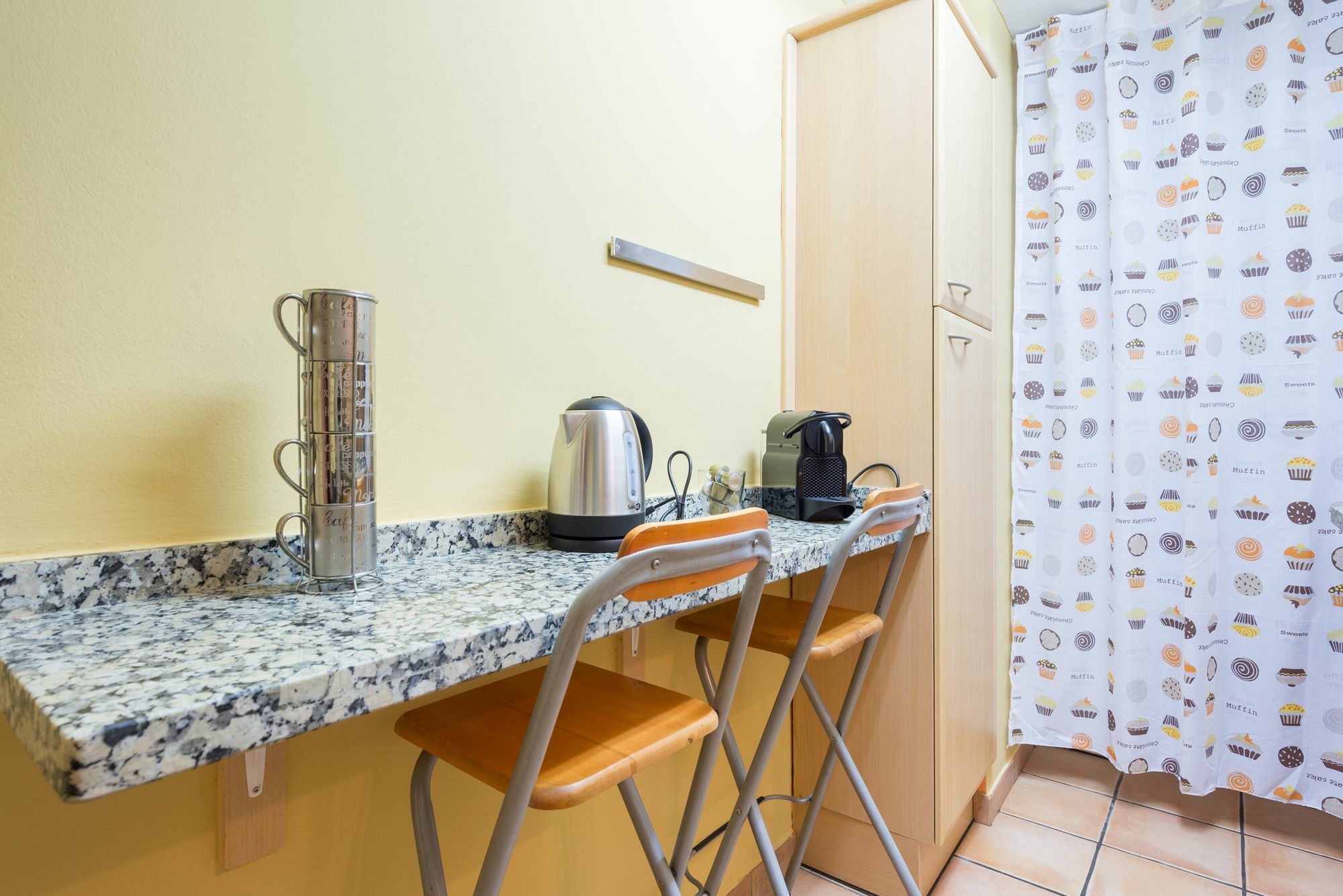 Quiet & Cozy San Fernando Apartment マラガ エクステリア 写真